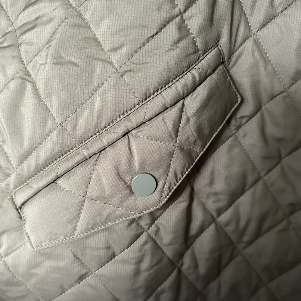 RACHEL ROY puffer vest. - Picture 2 of 6